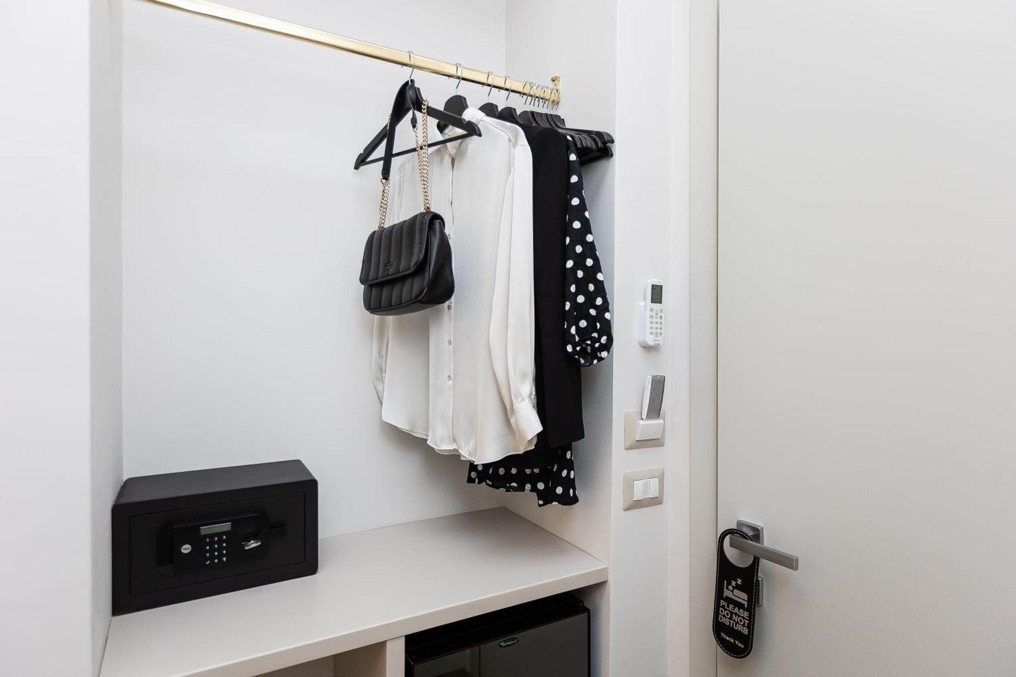 La Dolce Vita Boutique Guest House Rome Exterior photo